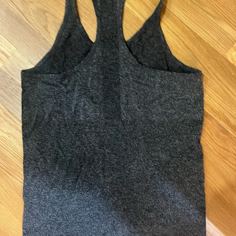 Champion Gray Sleeveless Racerback Tank Top size small - Picture 4 of 5